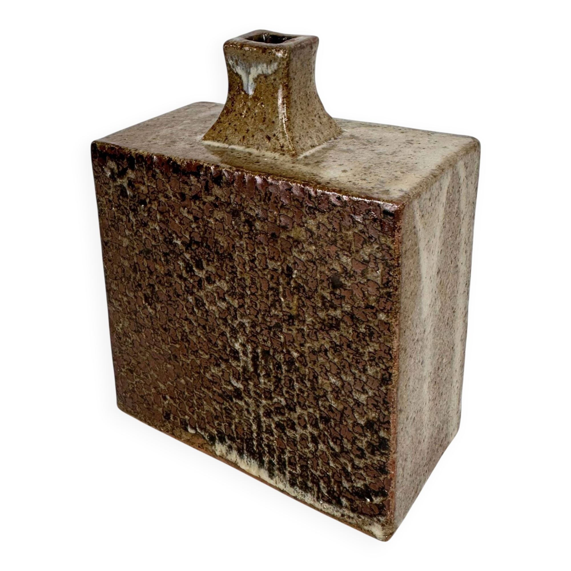 Sculptural stoneware vase in the style of Tatsuzo Shimaoka, Denmark, 1970.