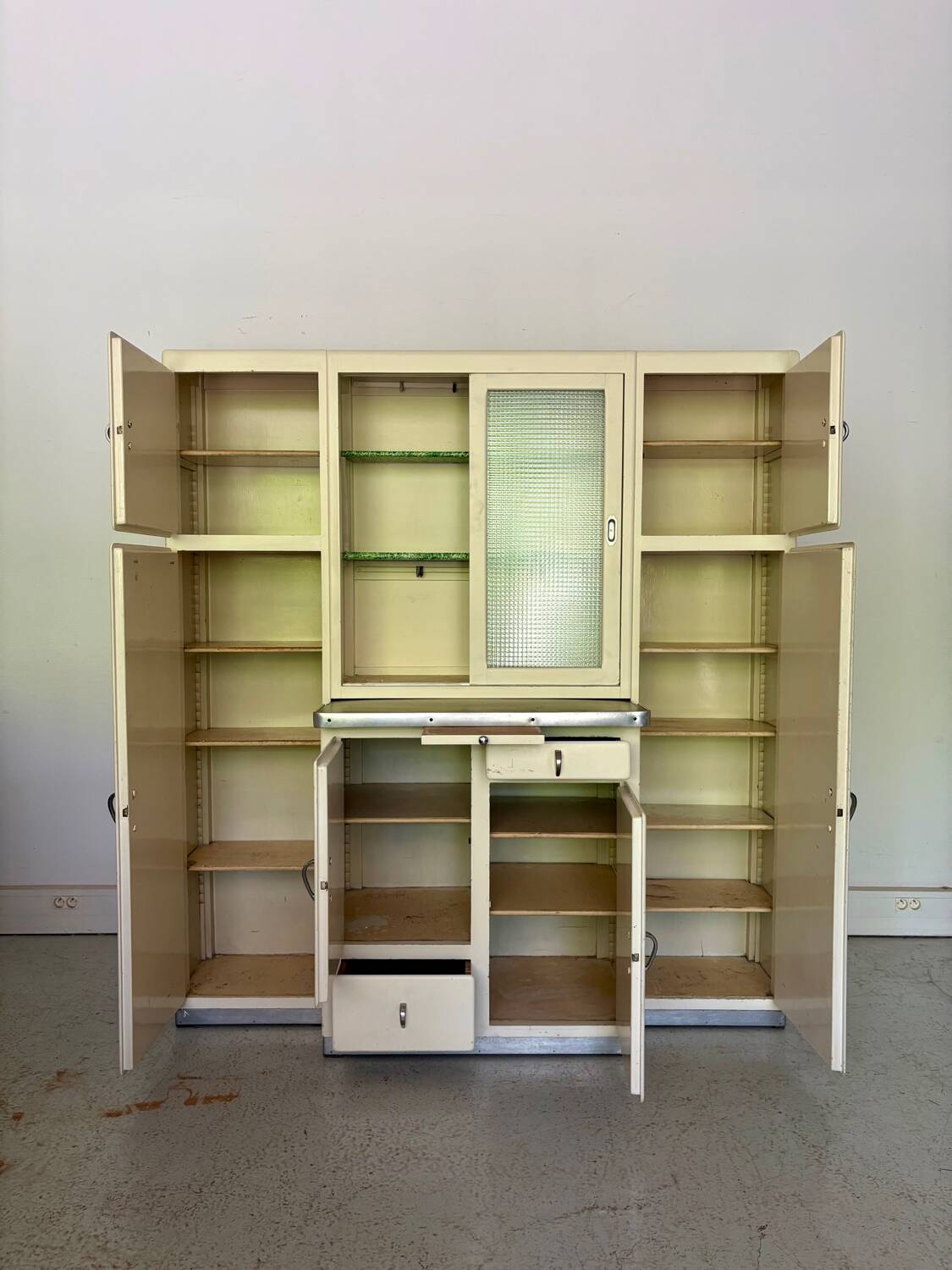 Vintage 1950s painted wooden sideboard – display cabinet, drawers and shelves –
