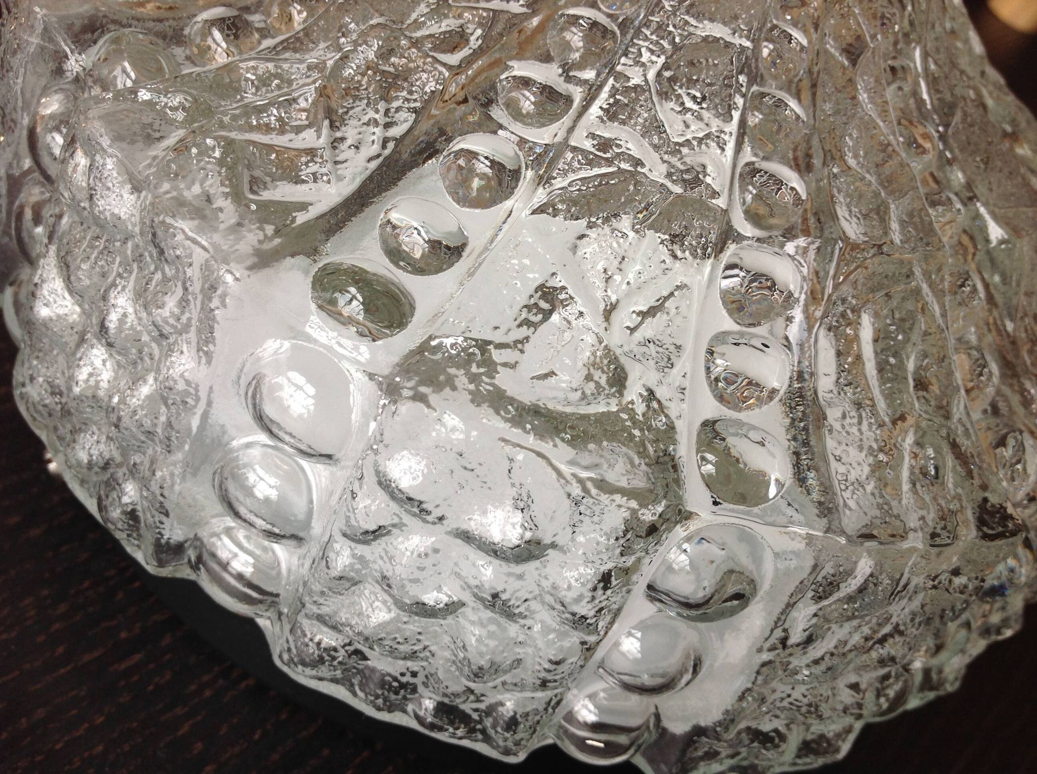 Plafonnier rond en verre bullé  / vintage années 60-70