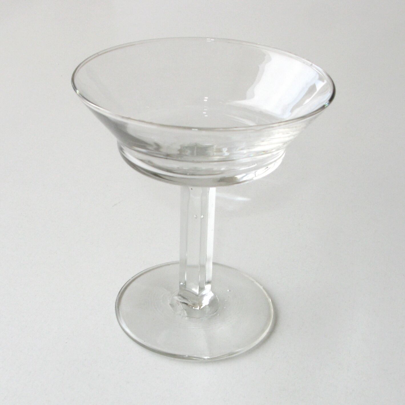 6 old champagne glasses vintage model glass square feet design