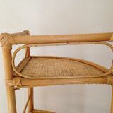 Corner wicker shelf