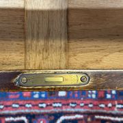 Commode anglaise en acajou et chêne, début XXème