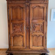 Eighteenth century castle cabinet in walnut Louis XIII style