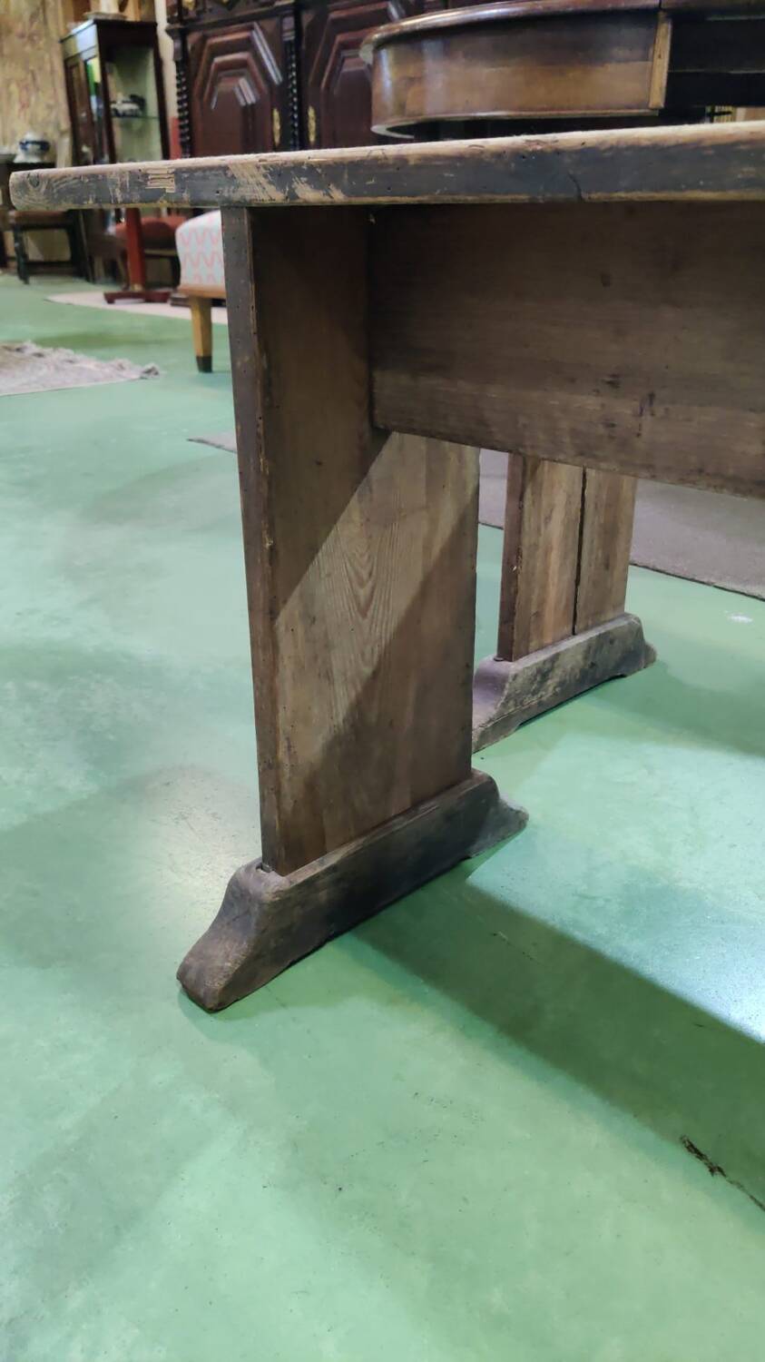 Early 20th century farmhouse table in fir and chestnut with benches