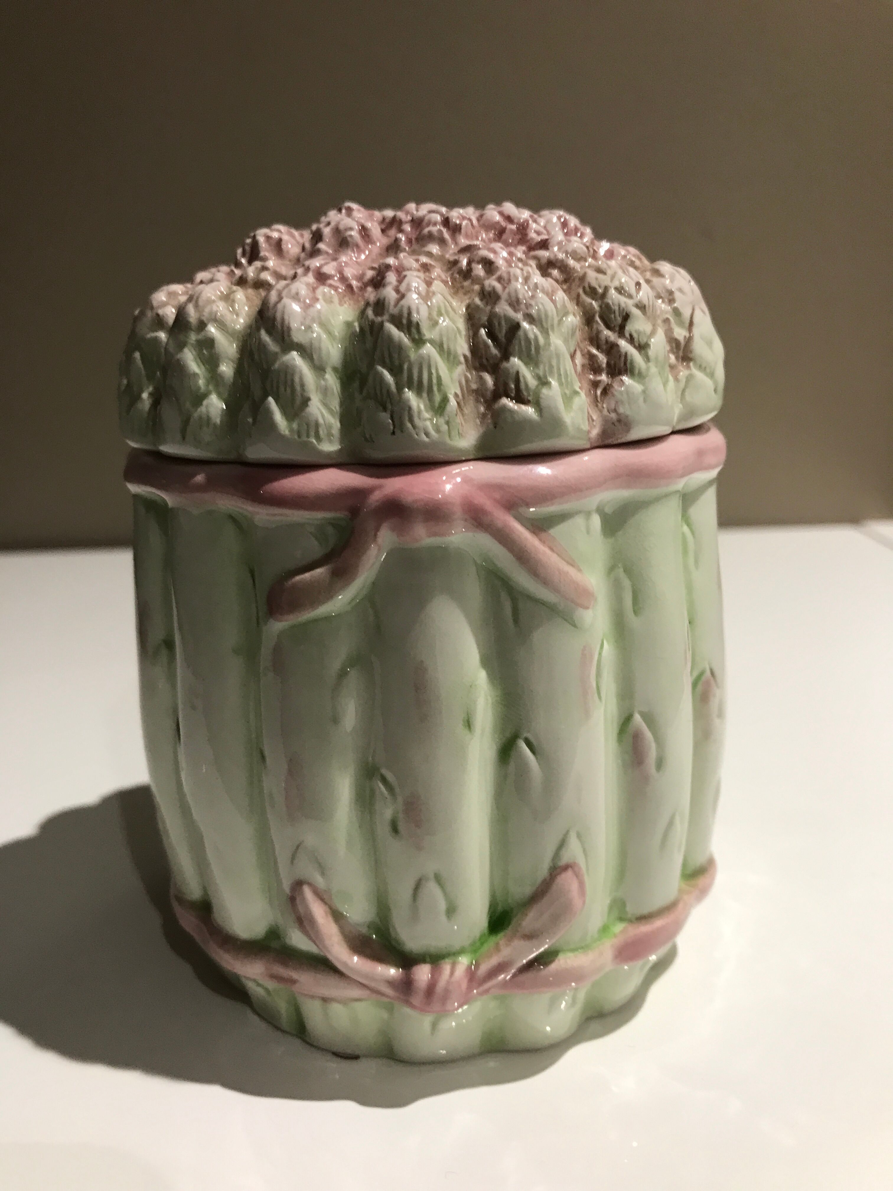 Saucière asparagus in slurry