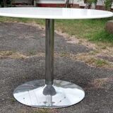 Round foot dining table chrome white tray