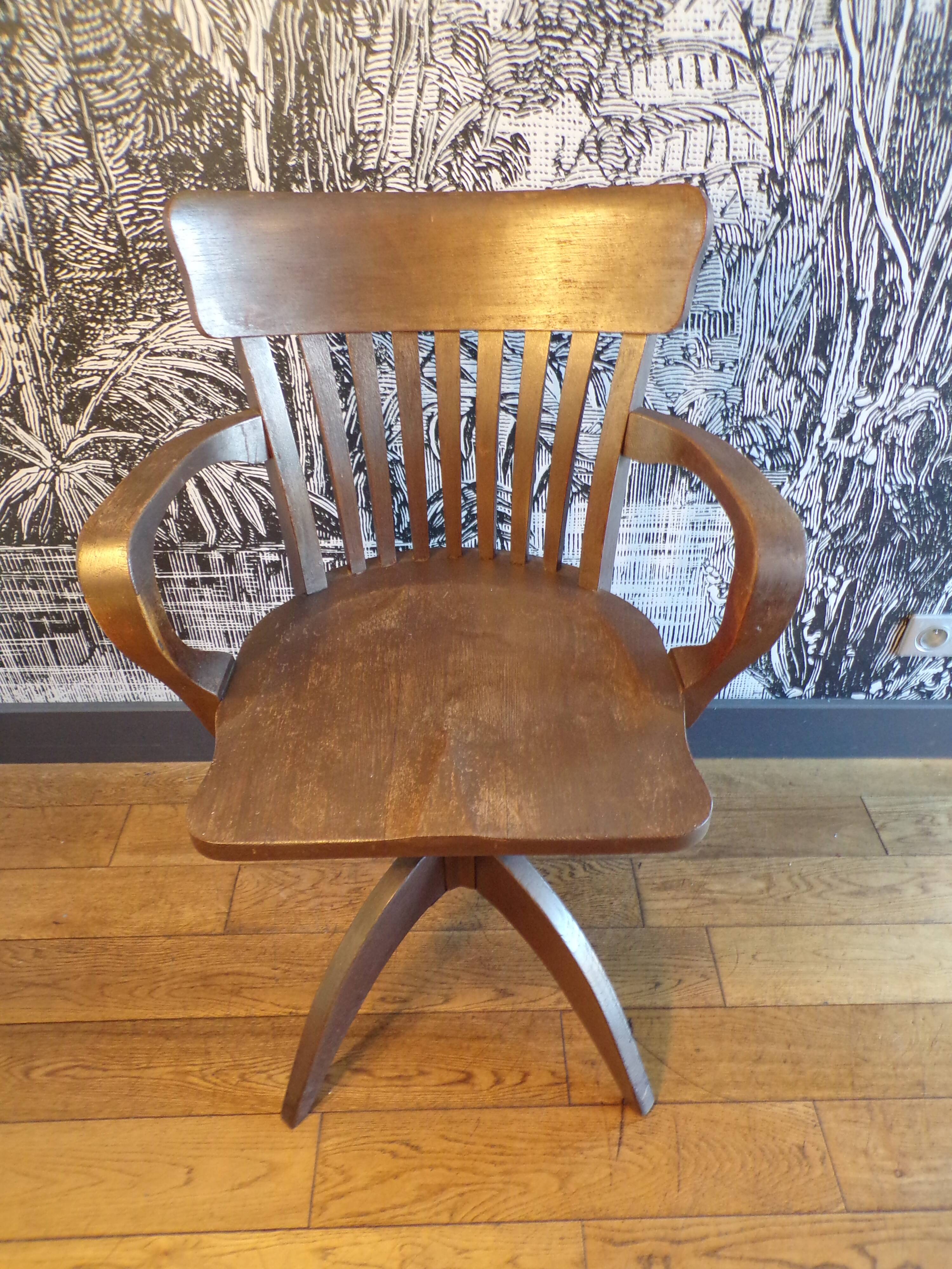 American screw armchair