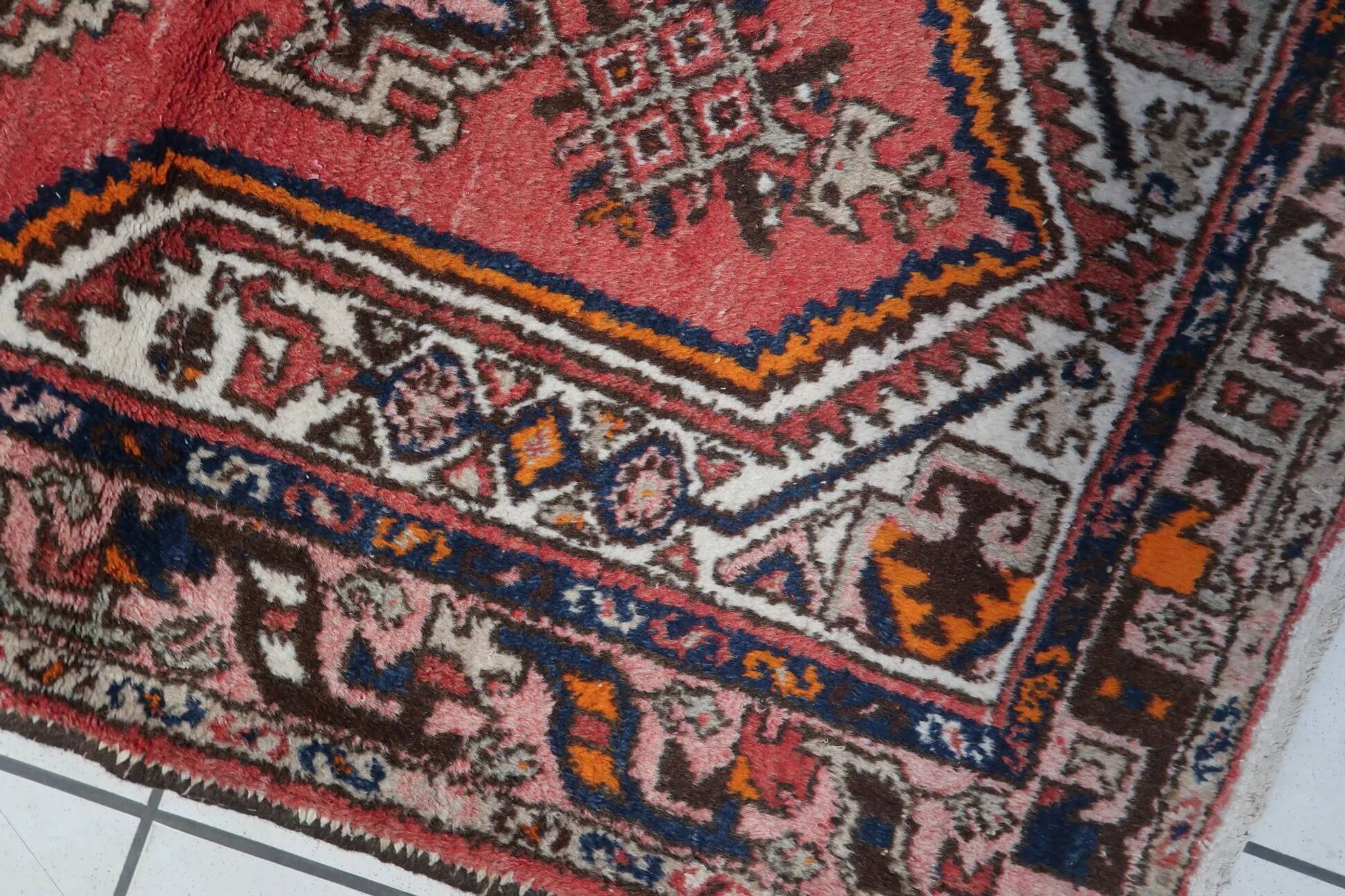 Handmade vintage Persian Hamadan rug 93cm x 196cm 1970s