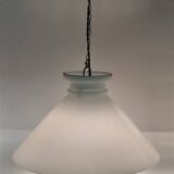 Opaline suspension