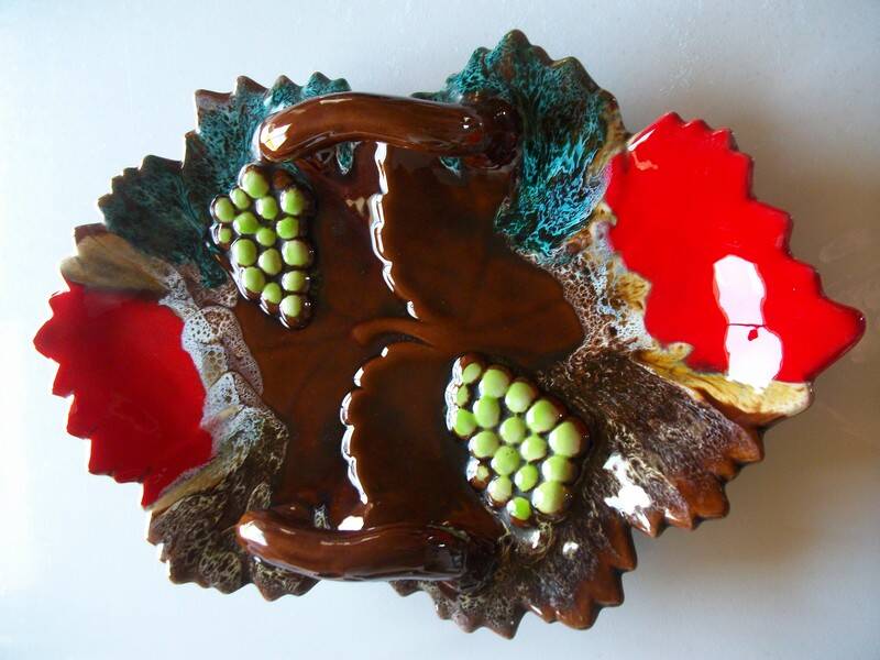 Plate Vallauris with handles