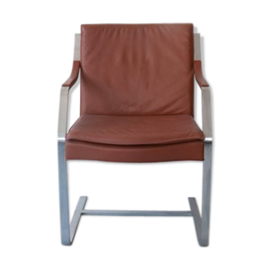 Fauteuil en cuir camel/brown conçus