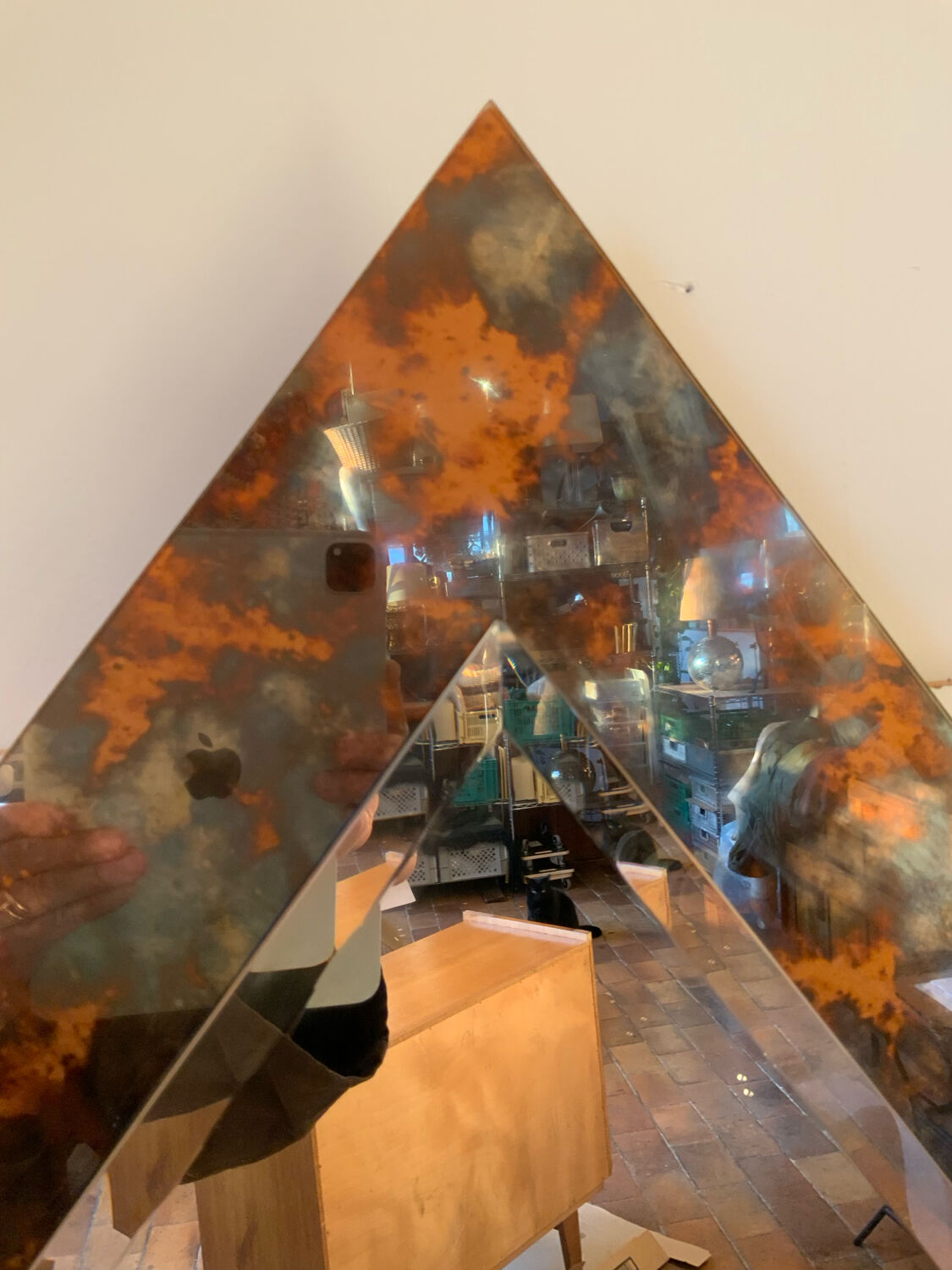 Bevelled mirror 1970