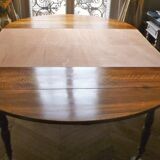 Magnificent 19th century walnut dining table