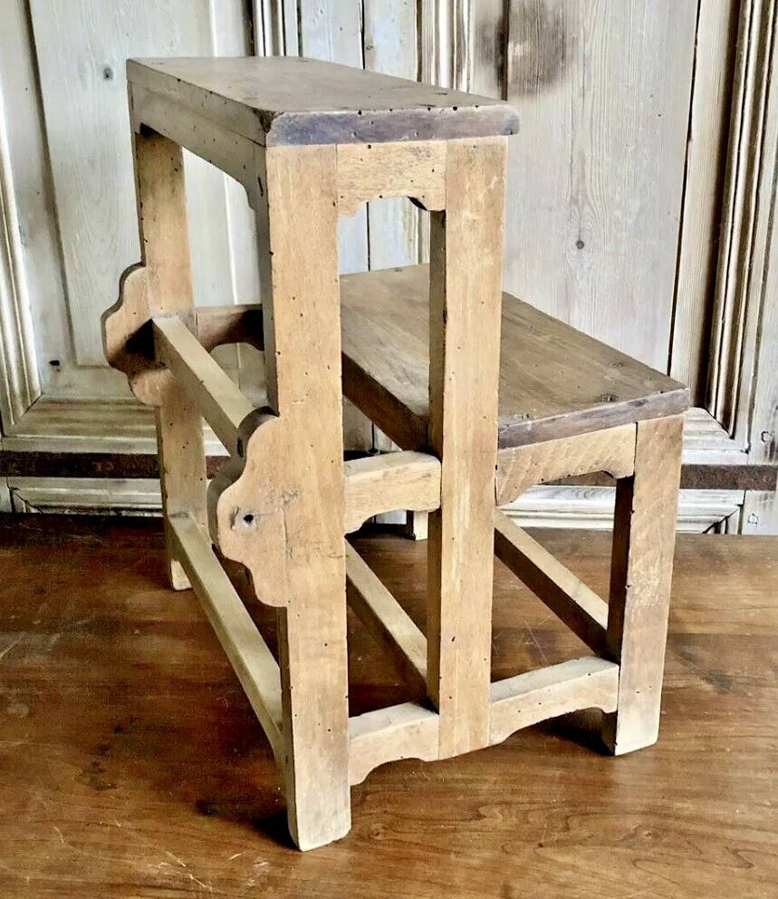 Old stepladder