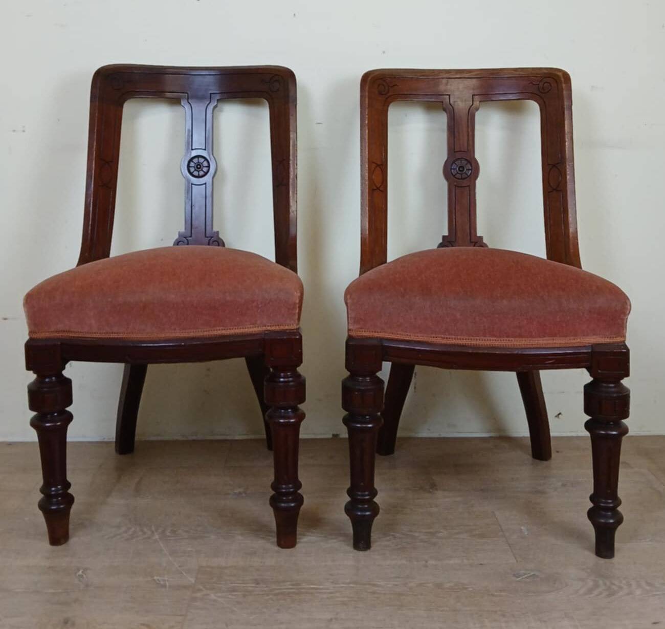 pair of quality 19th century English mahogany chairs circa 1850