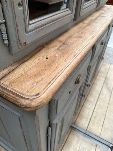 Oak vessel with grey patina