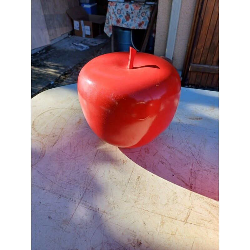 Vintage fruit set in resin and earthenware