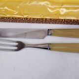 Serving cutlery