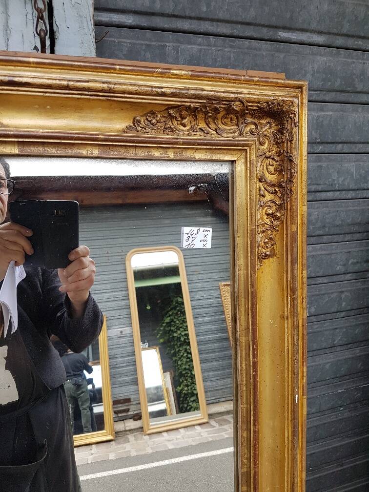 GOLDEN RECTANGULAR MIRROR FROM THE LOUIS-PHILIPPE PERIOD (1830-1848)