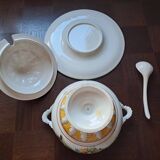 Large soup tureen with its dish.