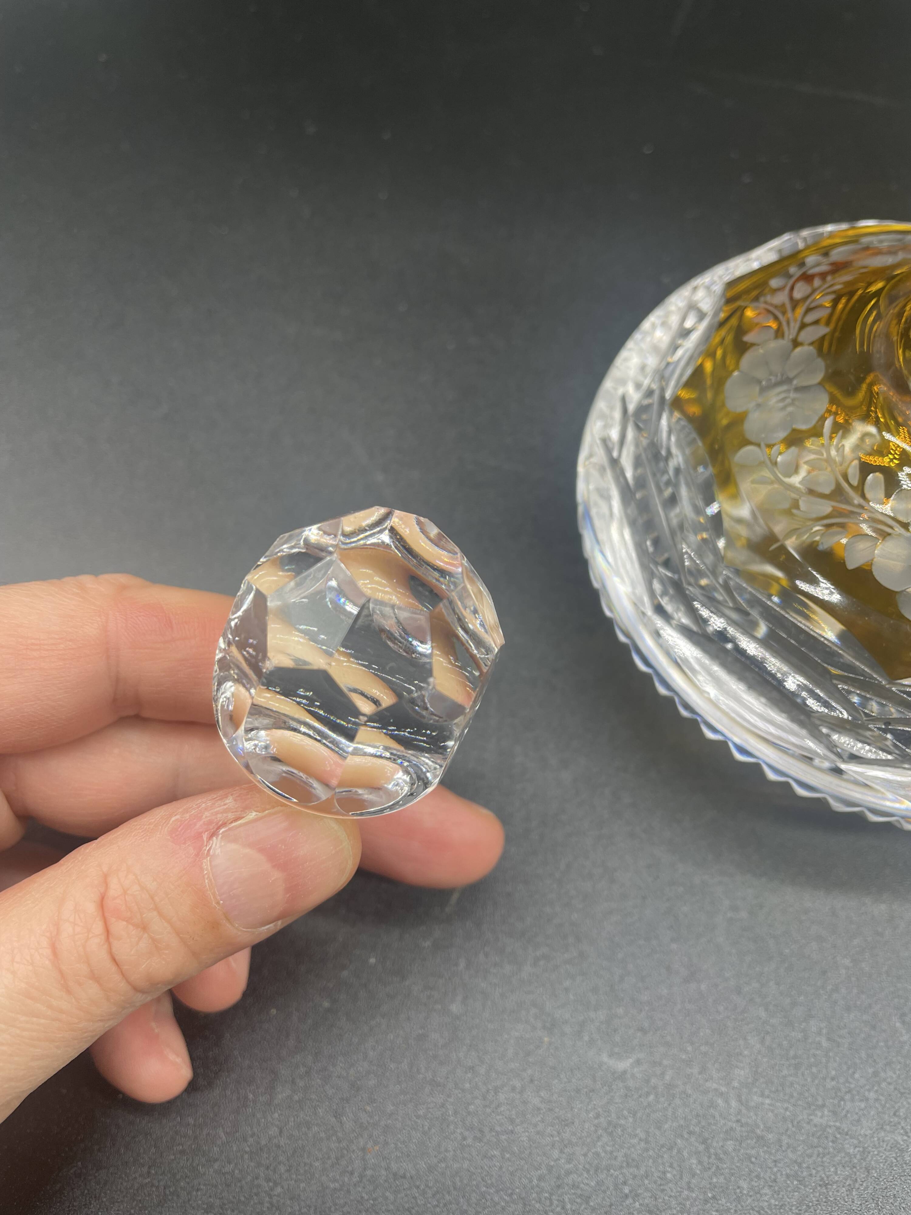 Bohemian crystal bottle, cut and engraved – Frosted floral decoration