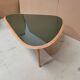 Table basse style années 50 , laque et bois.  marque red edition