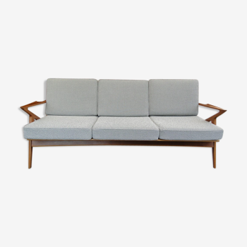 Scandinavian sofa 3 places