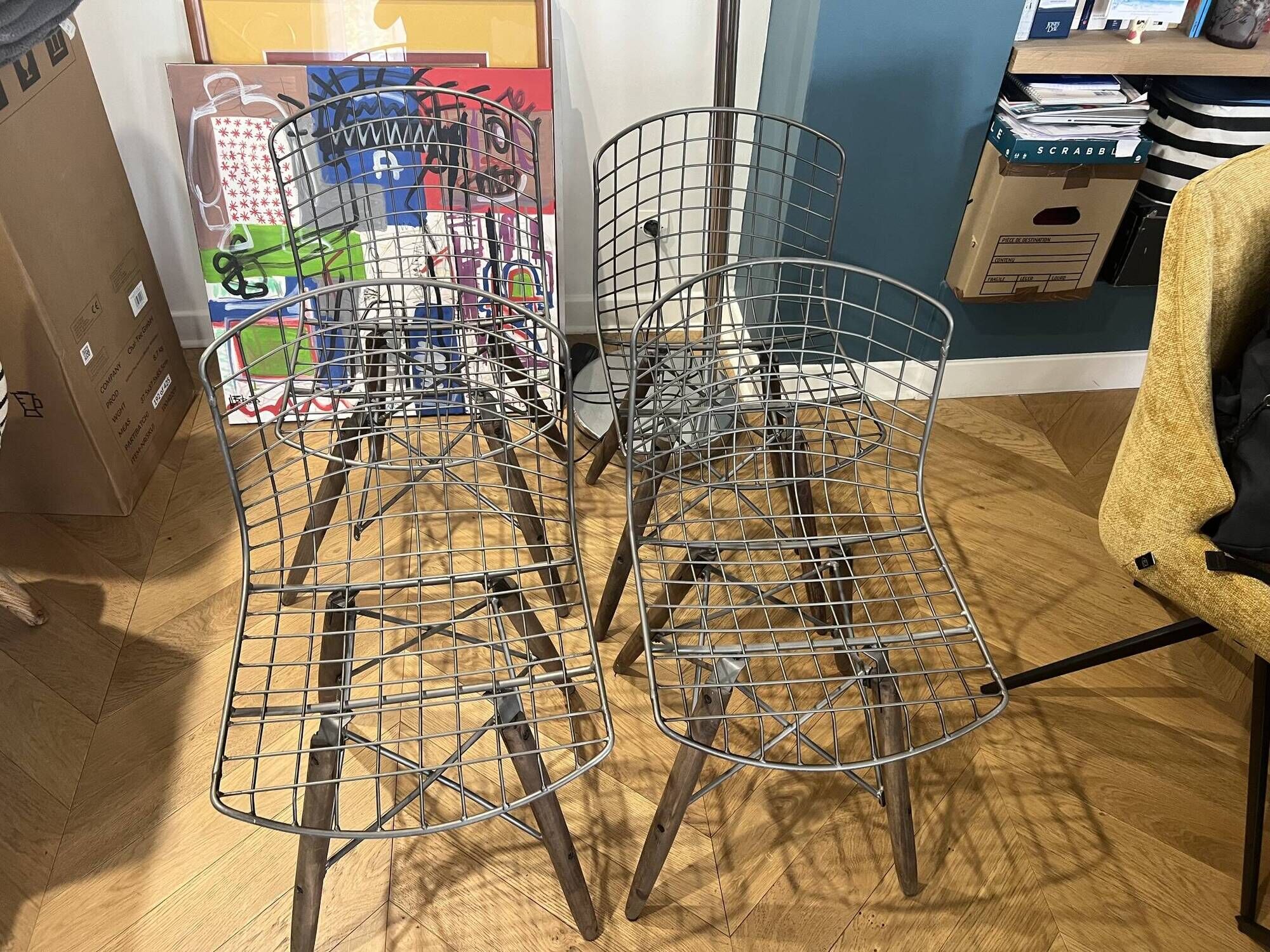 Set of 4 vintage Wire chairs in metal and wood