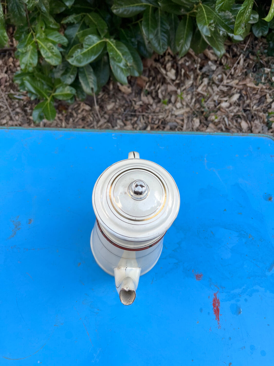 Enamelled coffee maker