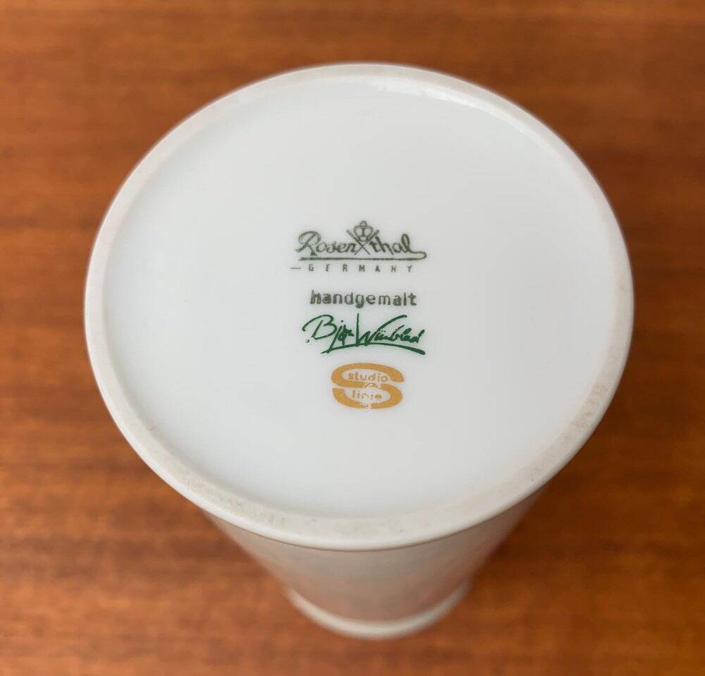 White porcelain vase from mid-century by Bjørn Wiinblad for Rosenthal.