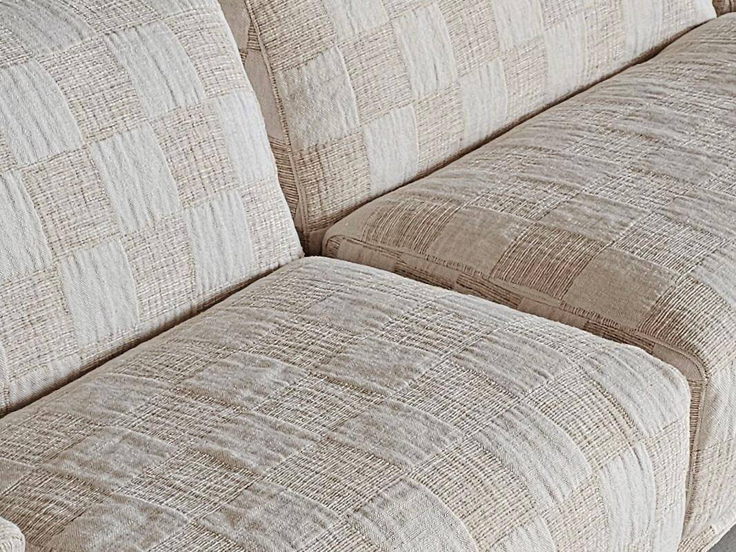 Modular canapé Fiandra in cream check fabric by Vico Magistretti for Cassina