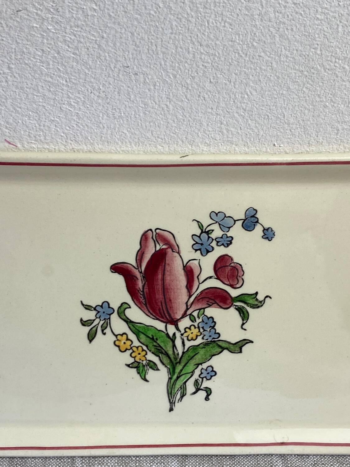 Gien porcelain cake dish, Lorraine model