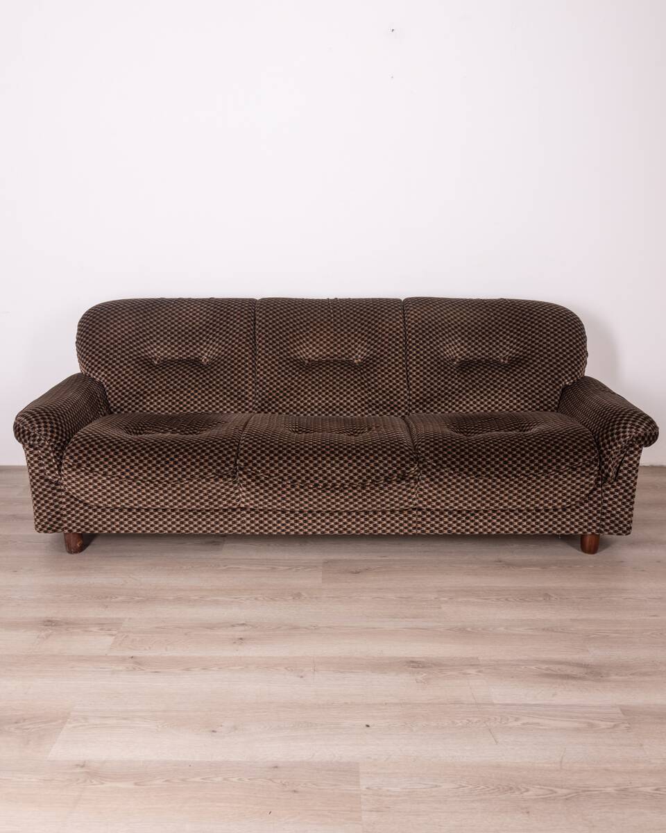 Living room sofa and pair of vintage armchairs from the 70s in italian design fabric