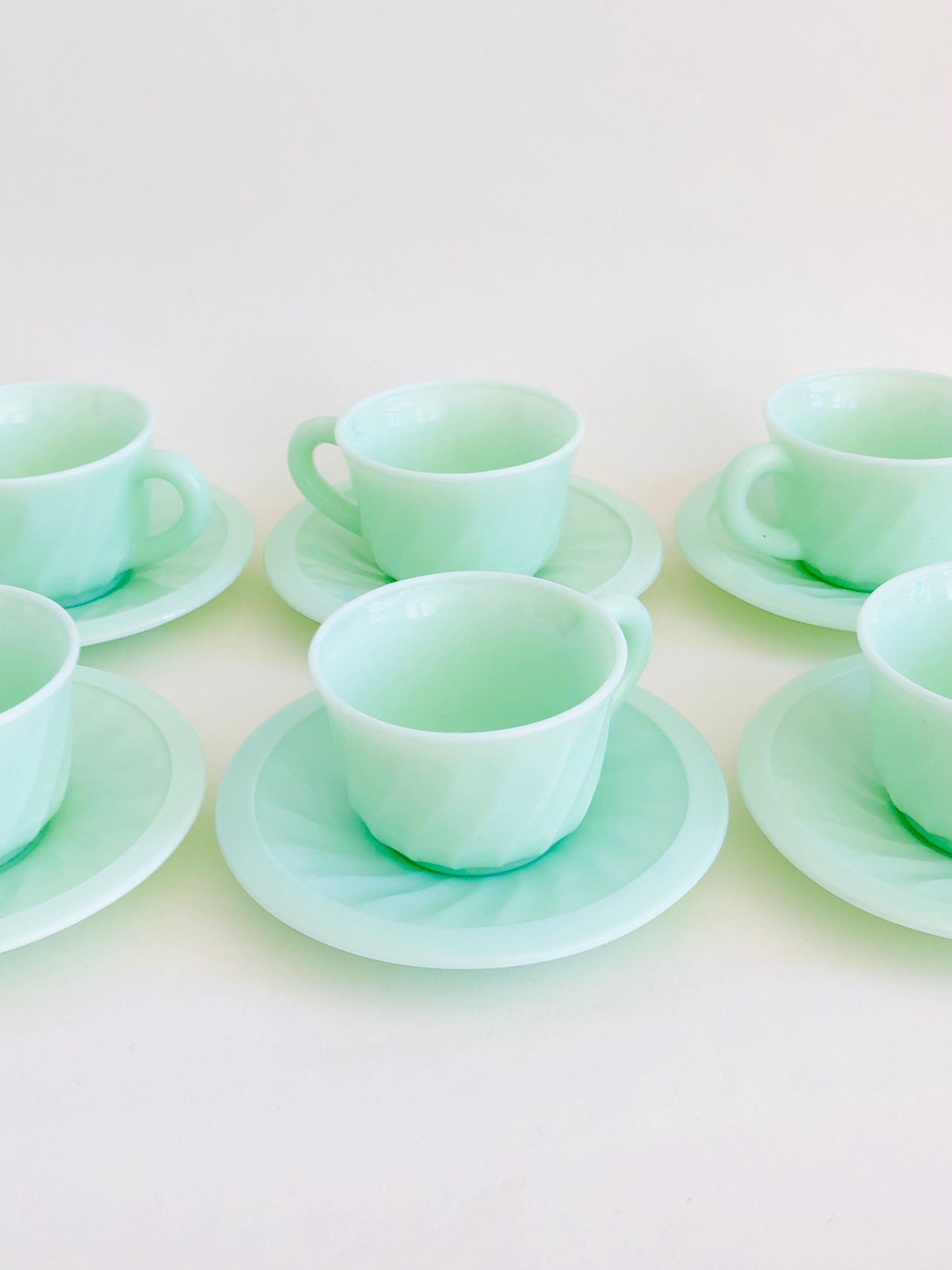 Vintage Arcopal cups