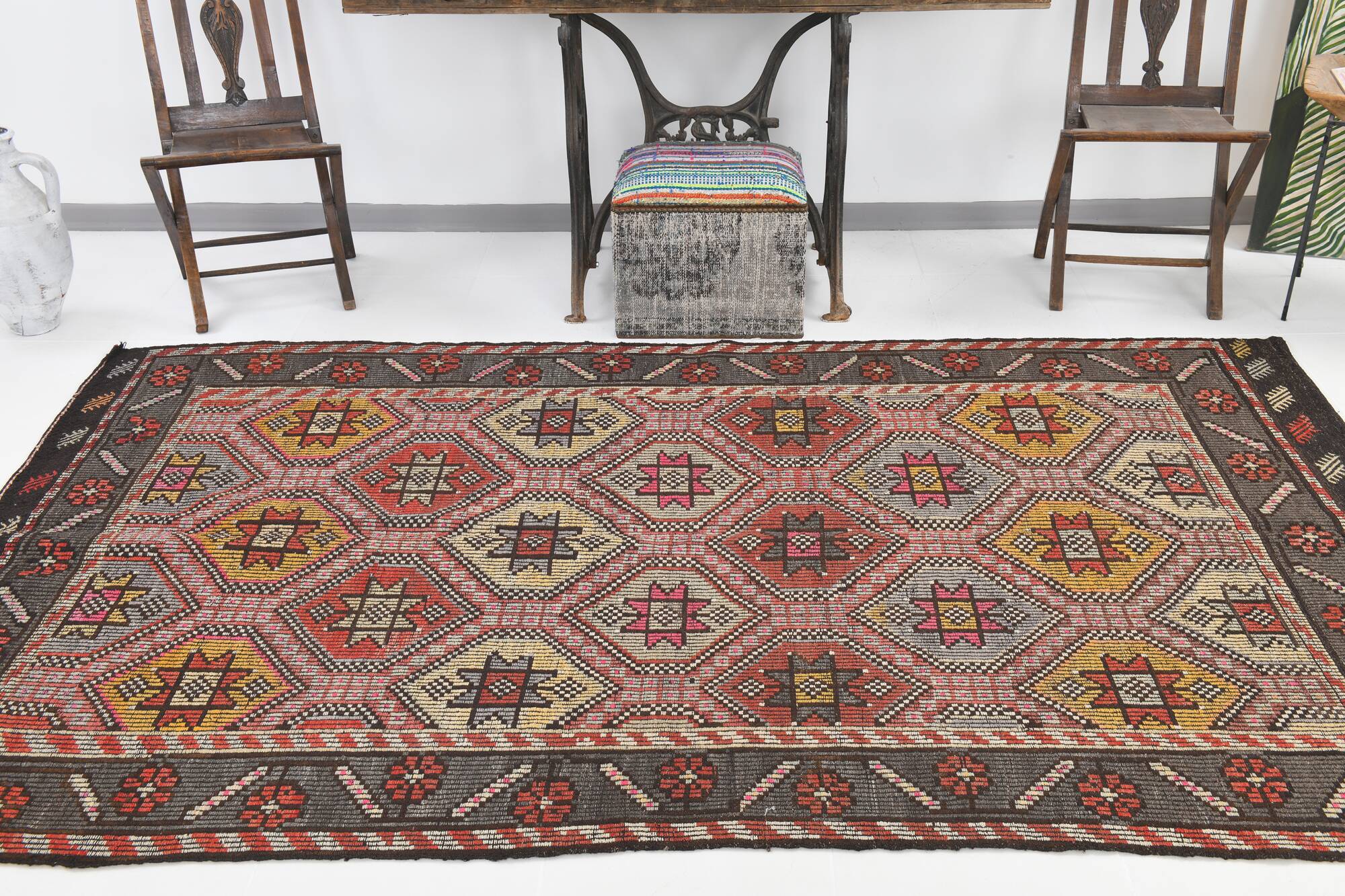 5x9 Brown Pink Antique Vintage Kilim Rug 166x78Cm SK 2402