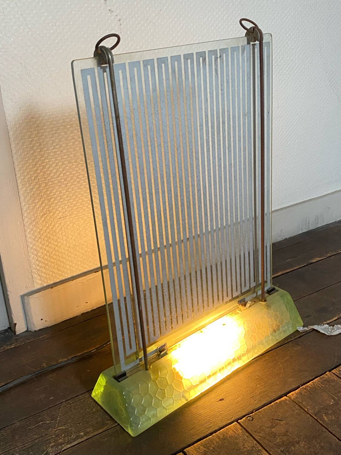 Saint gobain radiator lamp 1937