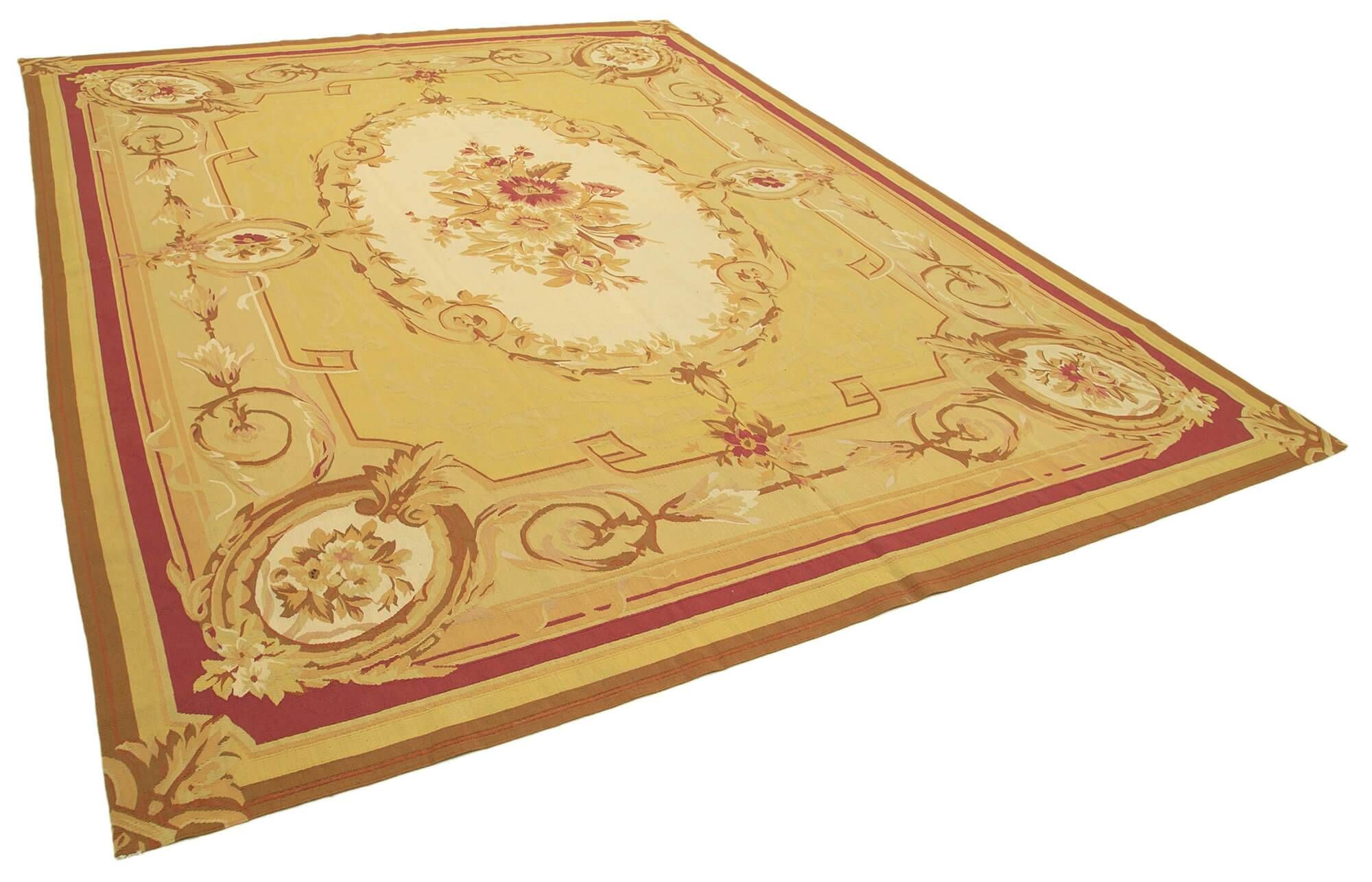 Handmade European Vintage Aubusson Kilim 267 cm x 371 cm