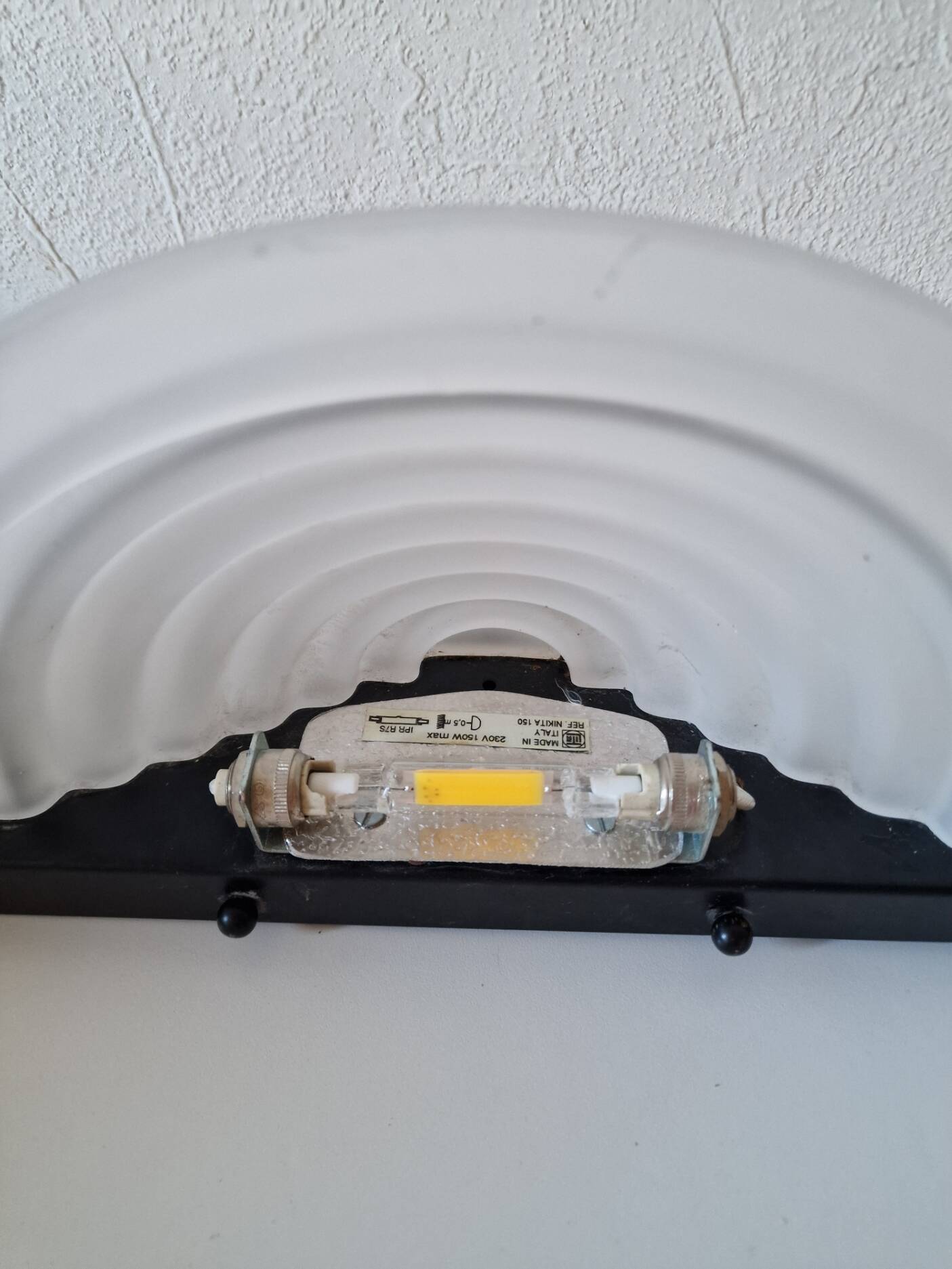 Pair of Italian design wall sconces in glass, art deco style.