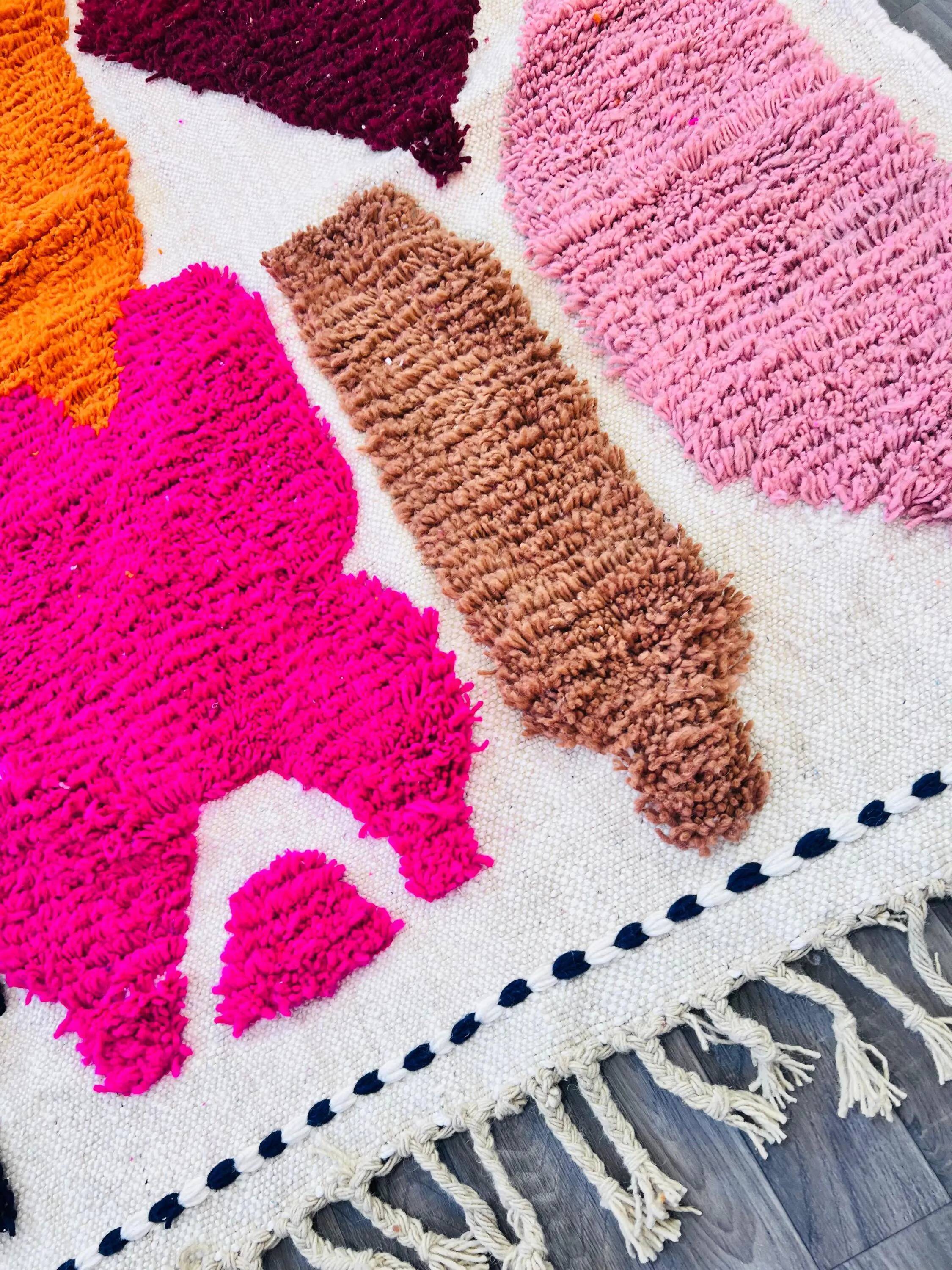 Handmade Berber rug in wool 3 x 2 m