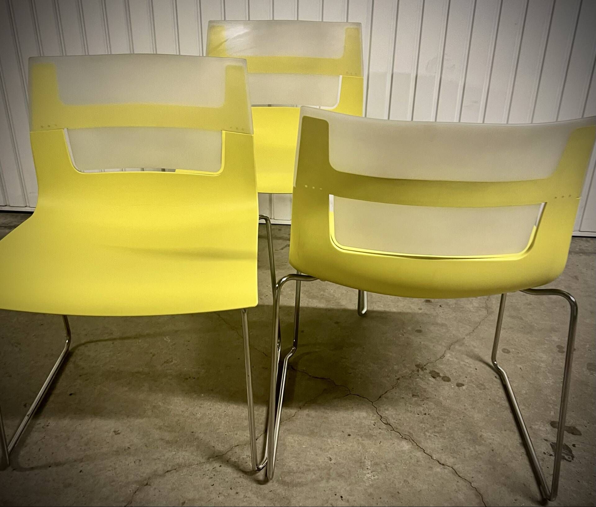 Chaises design jaune et chrome Chaise - Otto B&B Italia– vintage / déc