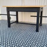 Table de ferme pieds carrés