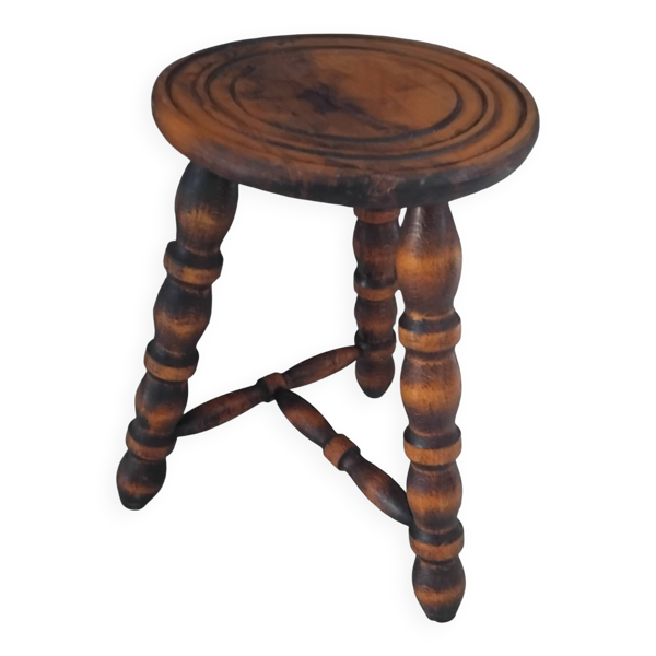 Ancien petit tabouret tripode bois massif vintage ferme — Beyit