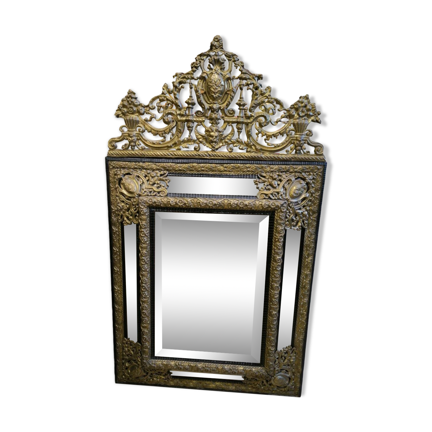 NP III Period Mirror with Parallels