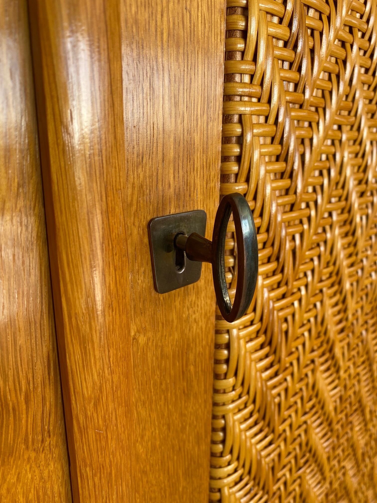 Chene and rattan cabinet