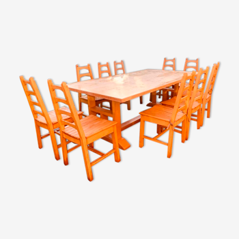 Table de cuisine en érable et 10 chaises art déco assorties