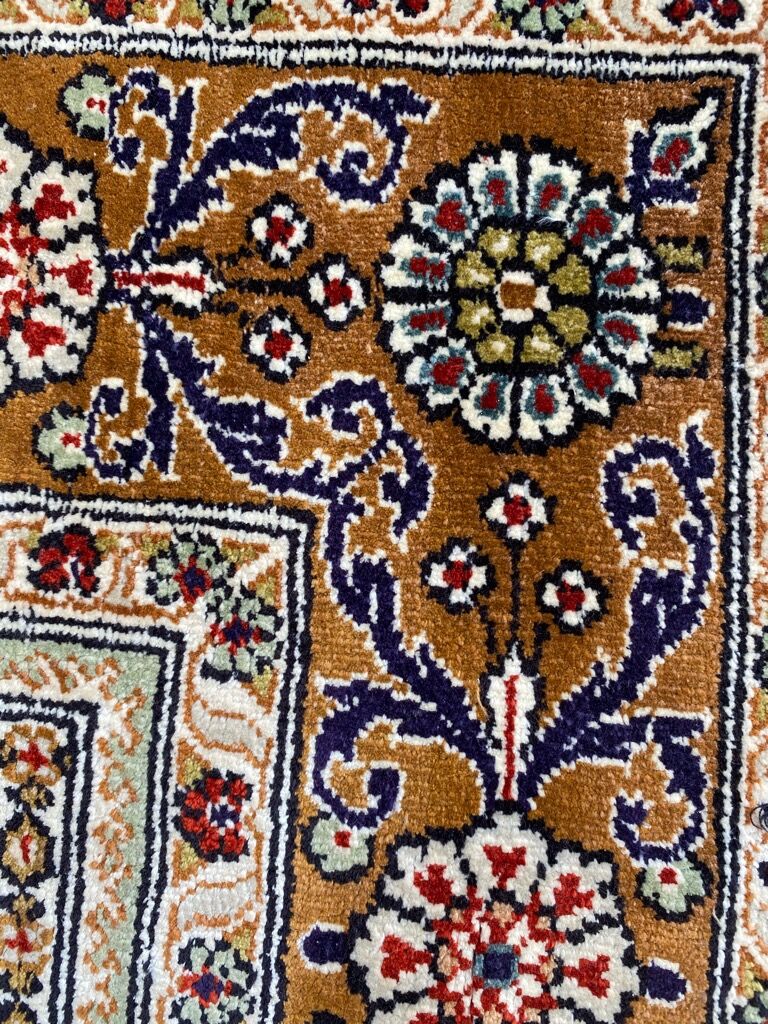 Vintage turkish silk carpet 92x157 cm