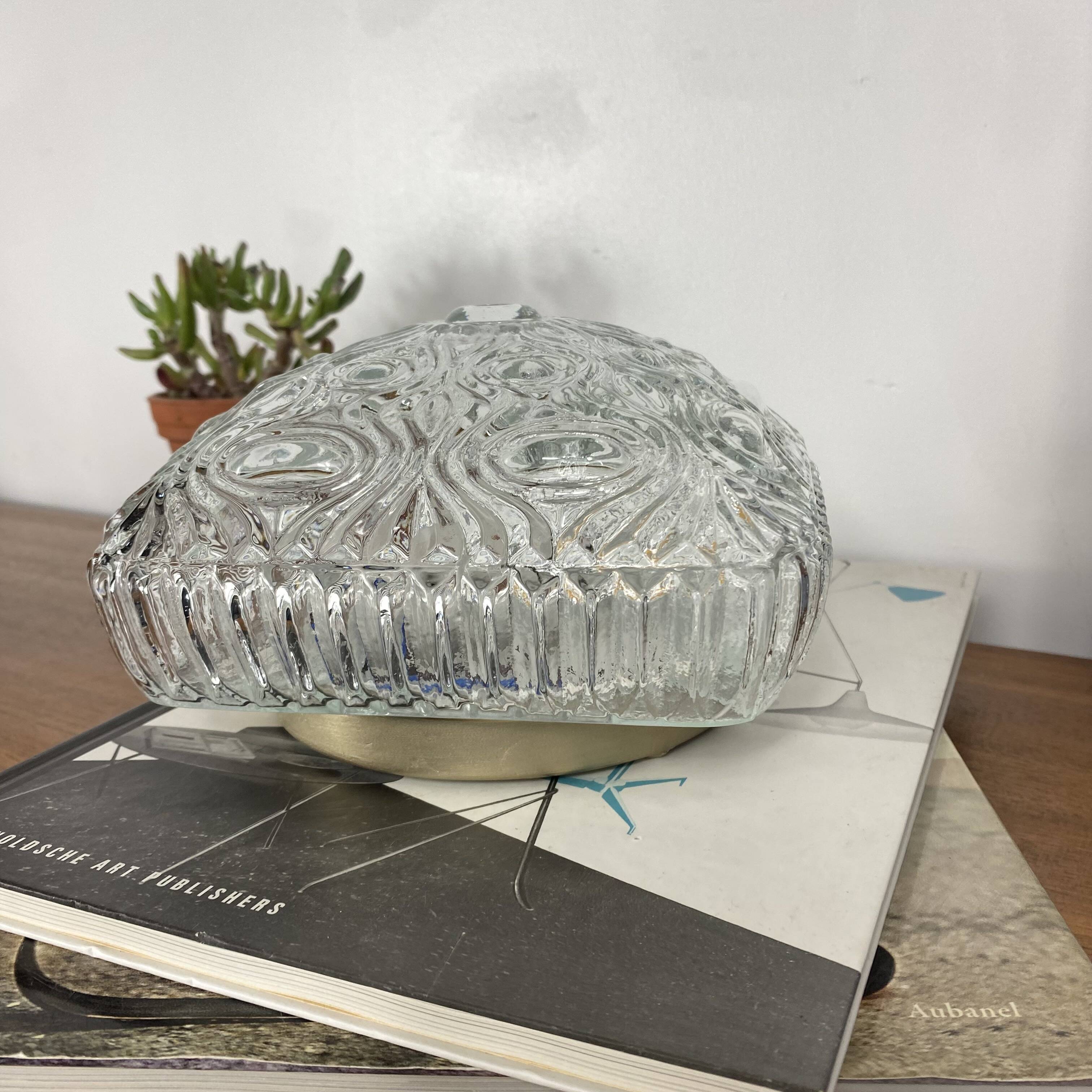 Small square wall light ceiling fixture in vintage moulded glass from the 1970s 1980s.
