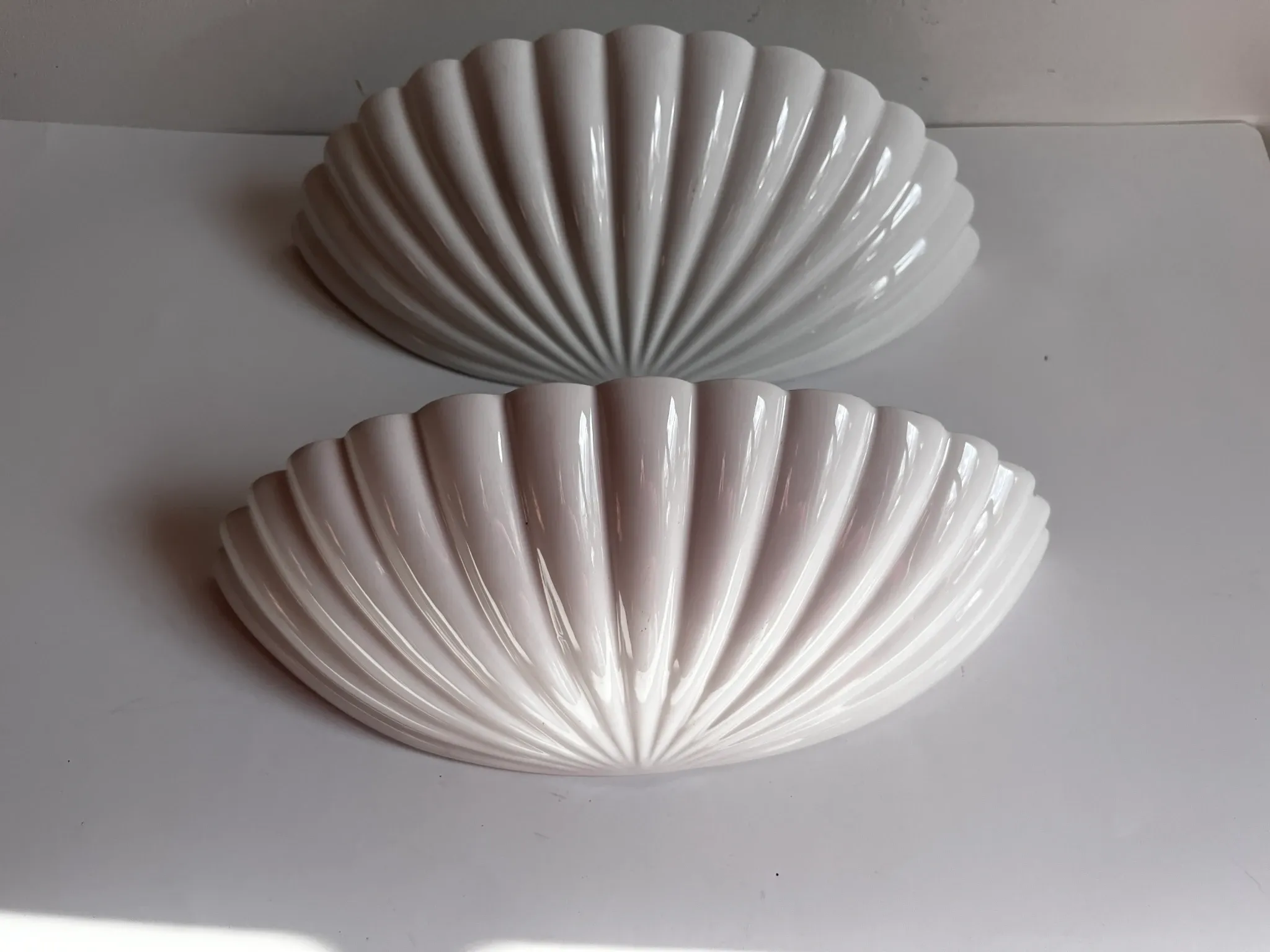 Shell-shaped ceramic wall light Italian