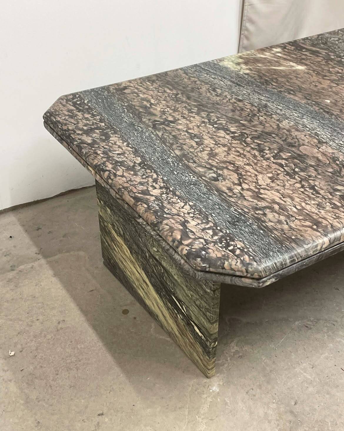 Vintage rectangular coffee table in marble