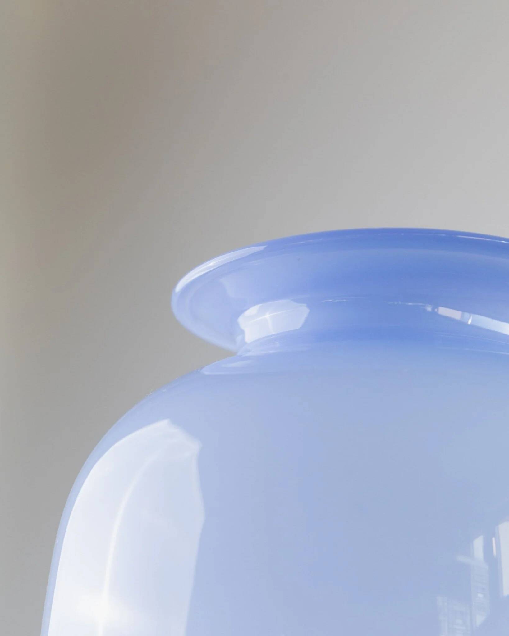 Vintage blue Murano glass vase - Italy 1970s - Flower vase, double glass, timeless shape - Elegant retro decoration, gift idea